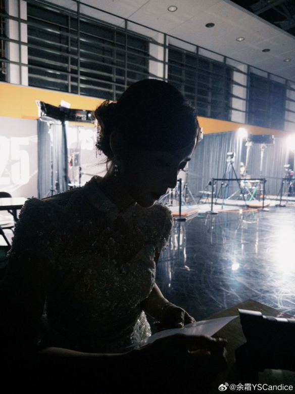 Weibo Gaming 和 Invictus Gaming 从 LPL Split 1 2025 中被淘汰